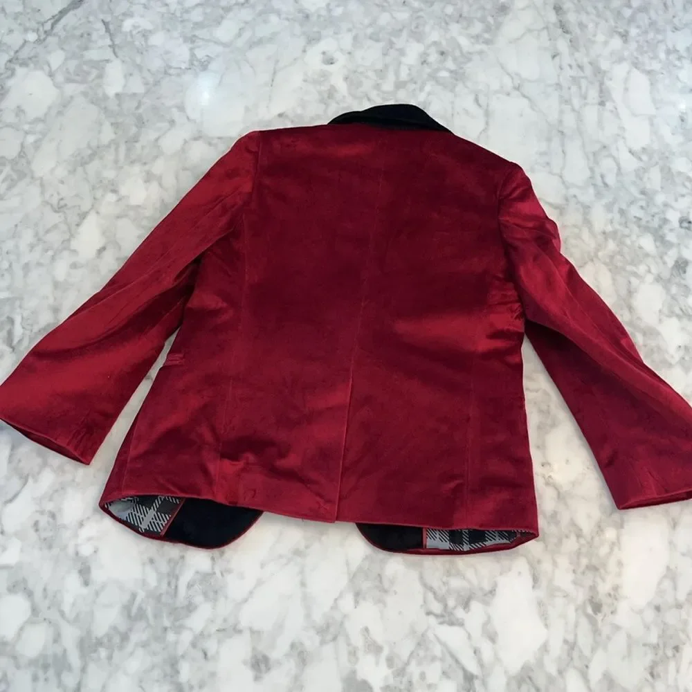 NWT CHRISTMAS COLLECTION DINNER JACKET 4Y